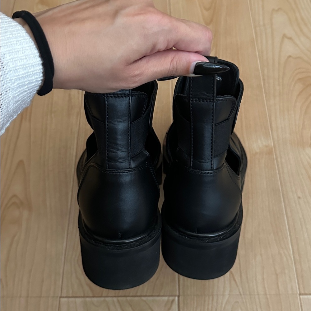 Mcm Mode Travia Open Ankle Boot - image 6